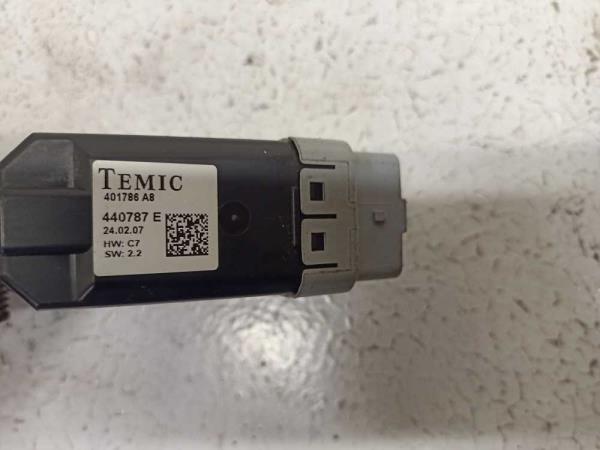 MOTEUR LEVE VITRE AVANT GAUCHE PEUGEOT 207 5-PORTE - Vue 4